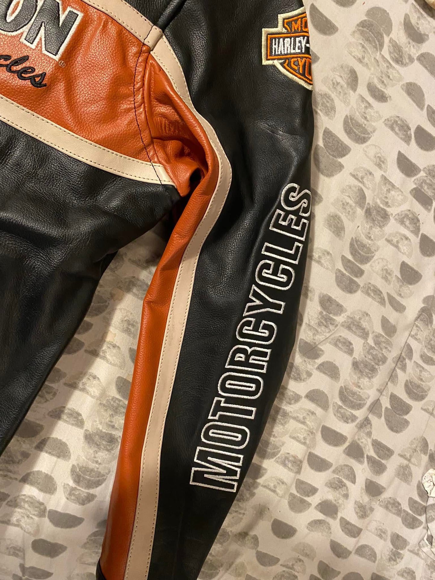 Heritage Road Leather Jacket – Authentic Harley Vibes