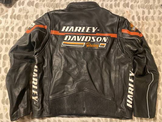 Harley Legend Leather –   Modern Comfort Black Screaming Eagle leather jacket
